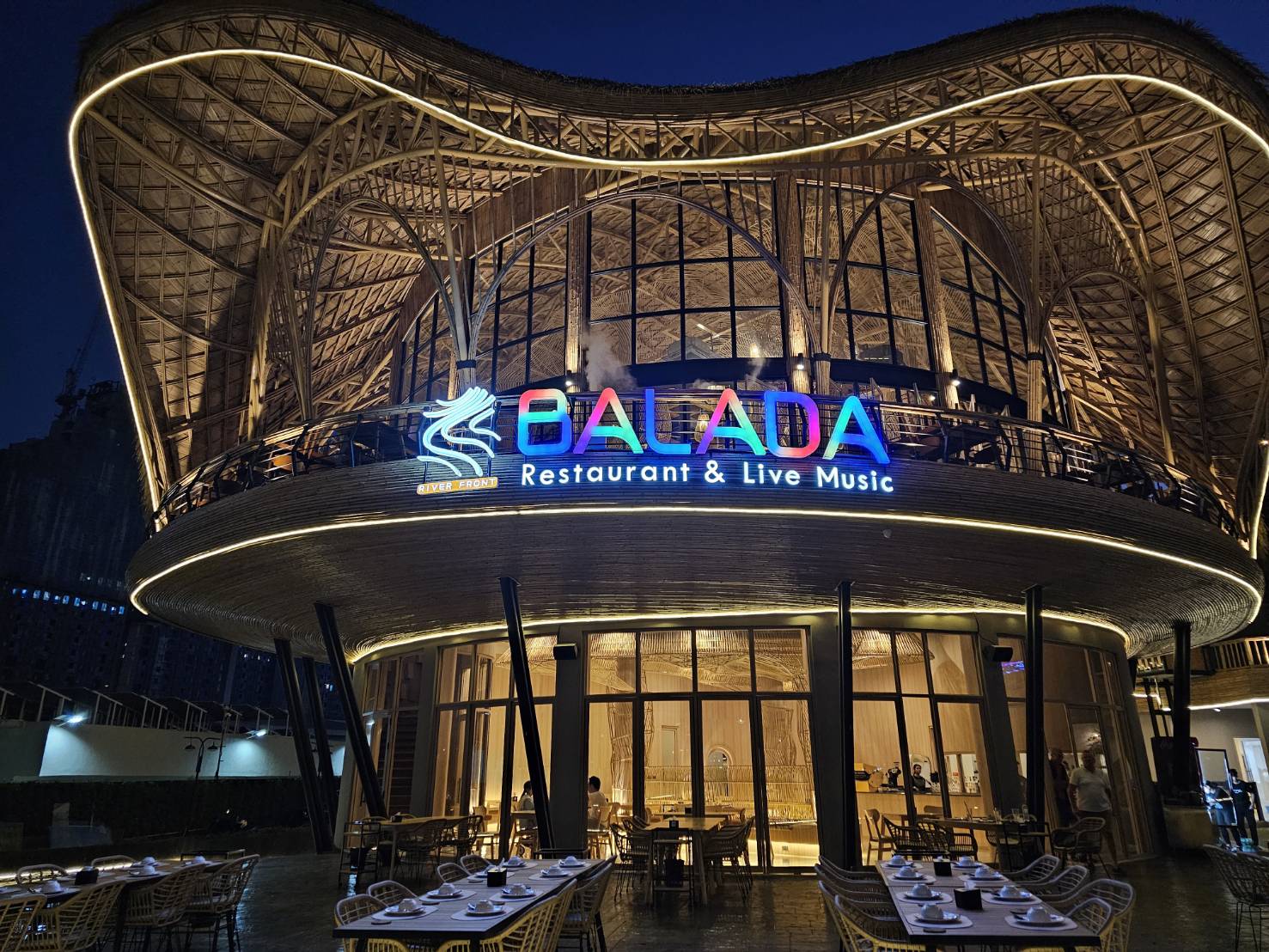 ป้ายไฟ & อักษรโลหะคุณภาพ